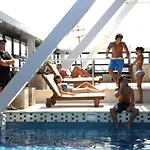 Ros Tower Hotel